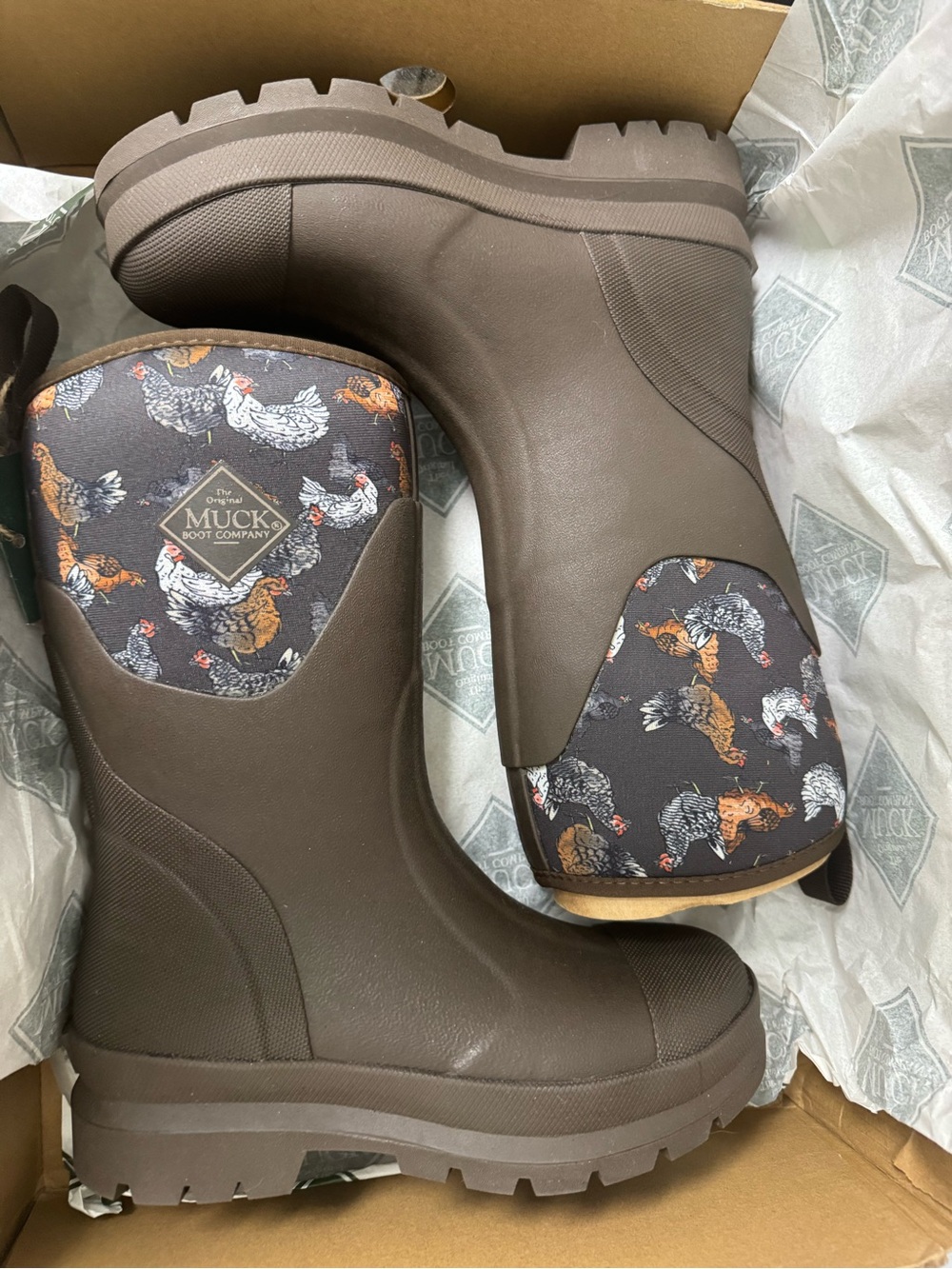 Muck Boot Chore classic mid chicken print size 5